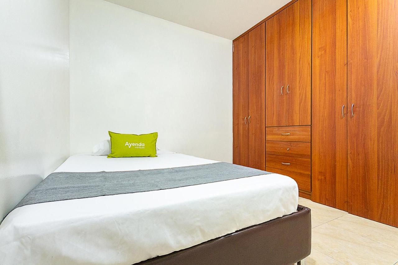 Hotel Ayenda Casa Howard 1092 Bogotá Exteriör bild