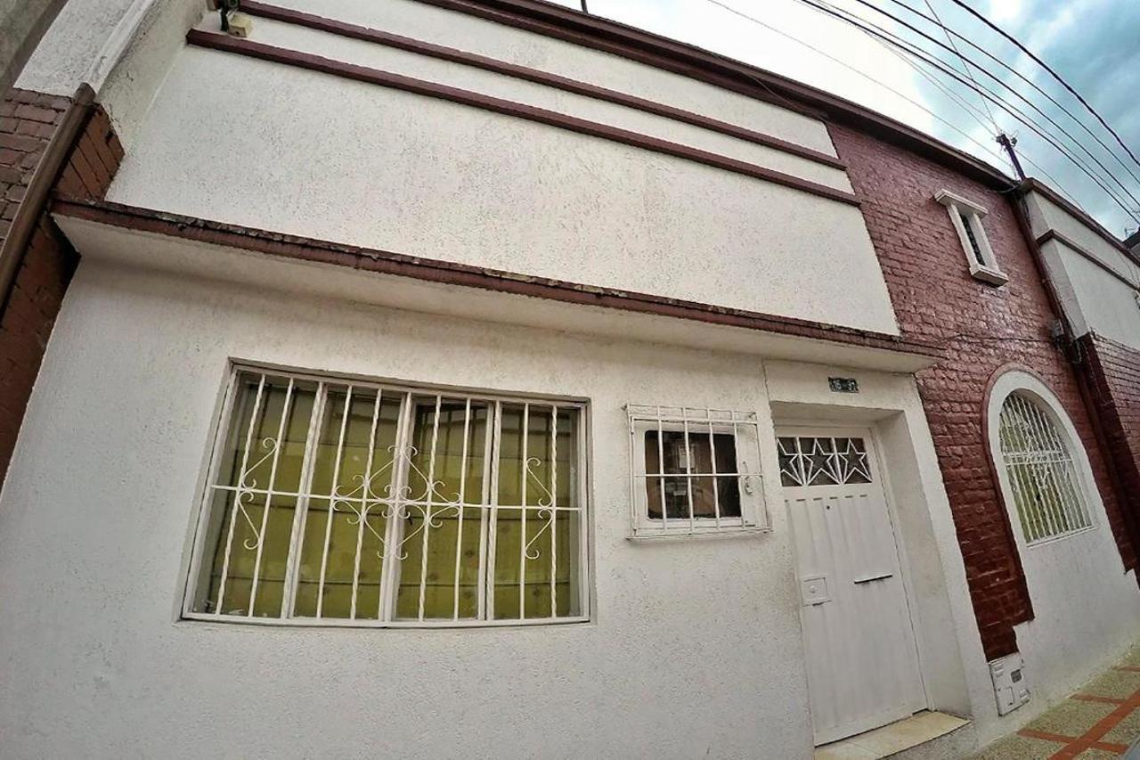 Hotel Ayenda Casa Howard 1092 Bogotá Exteriör bild